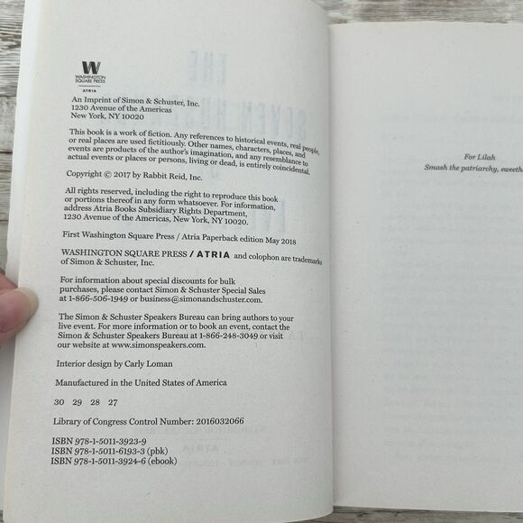 4/$25 Seven Husbands of Evelyn Hugo Novel by Taylor Jenkins Reid 2017 Paperback - Picture 4 of 7